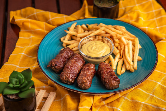 Meniu Mici cu Cartofi Prajiti