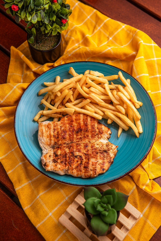 Meniu Piept de Pui cu Cartofi Prajiti